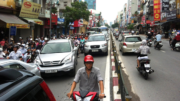 Hà Nội: Lạnh người phát hiện xác thai nhi trong thùng mỳ tôm ảnh 3