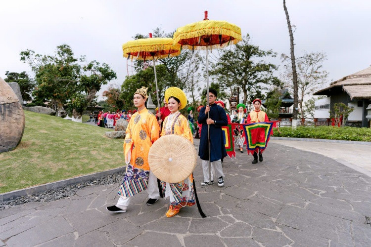 Ngày hội Việt Phục tại Sun World Ha Long dịp Giỗ Tổ Ngày hội Việt Phục tại Sun World Ha Long dịp Giỗ Tổ