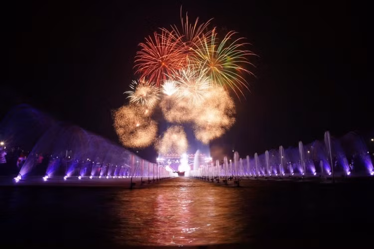 Trục đại lộ lễ hội tại dự án Sun Urban City bừng sáng trong loạt sự kiện (Ảnh: Ánh Dương)