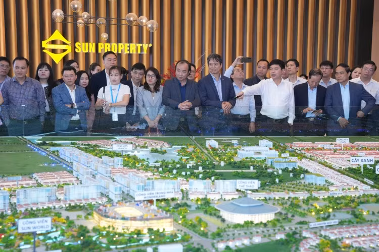 Các trường đại học danh tiếng đồng loạt làm việc với chính quyền địa phương về điều kiện hạ tầng xây dựng cơ sở 2 tại Phủ Lý, Hà Nam Ảnh: Hoa Hiên