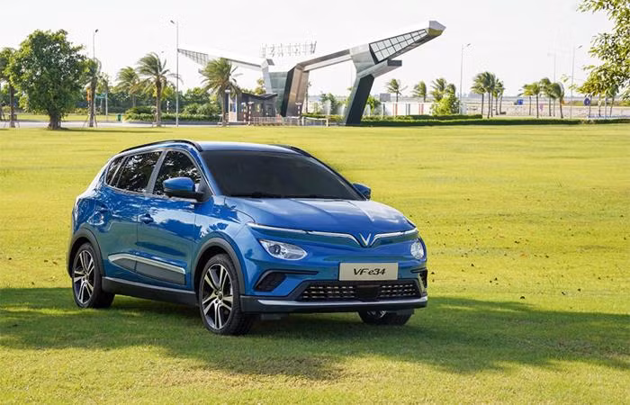 Bất chấp đại dịch, VinFast vẫn đảm bảo tiến độ triển khai ô tô điện VF e34 ra thị trường