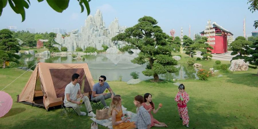 Theo thống kê, phía Tây thành phố đang quy tụ một cộng đồng lớn từ 20 quốc gia và vùng lãnh thổ... chỉ trong vòng 2,5 năm.