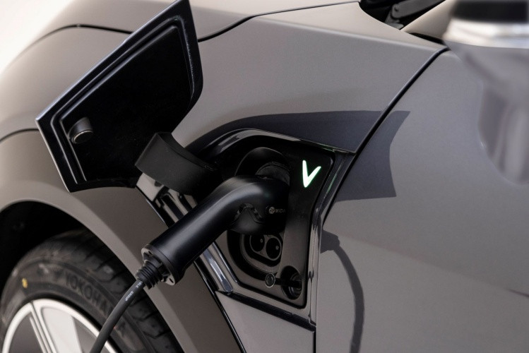 Không chỉ có vẻ đẹp và động cơ mạnh mẽ, chi phí vận hành VF 7 cũng vô cùng tối ưu.