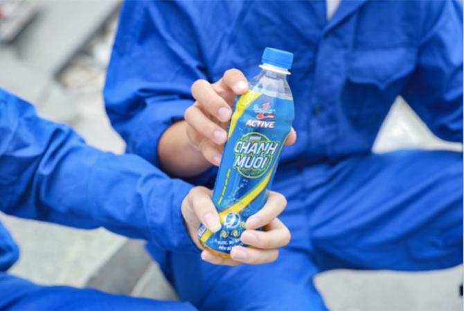 Bổ sung thức uống bù nước bù khoáng sau vận động giúp cơ thể duy trì sự bền bỉ liên tục Bổ sung thức uống bù nước bù khoáng sau vận động giúp cơ thể duy trì sự bền bỉ liên tục