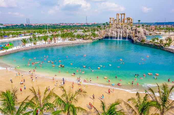 Kỳ quan đô thị Royal Wave Park không chỉ mang tới cho cư dân một tiện ích đẳng cấp mà còn hứa hẹn trở thành điểm đến hấp dẫn bậc nhất khu vực phía Đông Thủ đô - tạo nên sự sôi động, sầm uất cho đại đô thị trong tương lai ngay sau khi bàn giao.