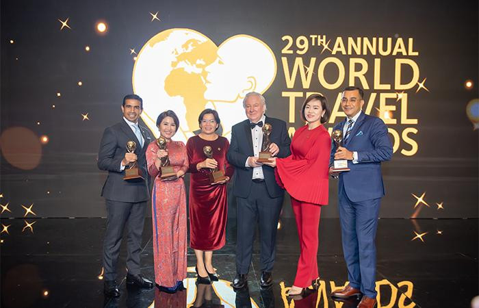 Sun Group đón nhận giải thưởng “Tập đoàn du lịch hàng đầu châu Á” Sun Group đón nhận giải thưởng “Tập đoàn du lịch hàng đầu châu Á”