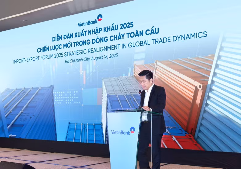 Ông Lê Duy Hải - Phó Tổng Giám đốc kiêm Giám đốc VietinBank TP. HCM phát biểu khai mạc sự kiện