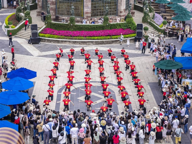 Sun World Ba Na Hills sẽ mang đến nhiều hoạt động, trải nghiệm đặc biệt trong dịp 2/9