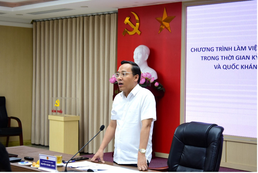 Thứ trưởng Bộ Công thương Nguyễn Hoàng Long phát biểu chỉ đạo tại buổi làm việc