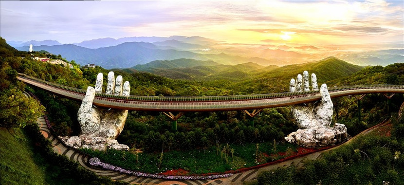 Cầu Vàng – điểm đến được du khách Hàn Quốc yêu thích tại Bà Nà