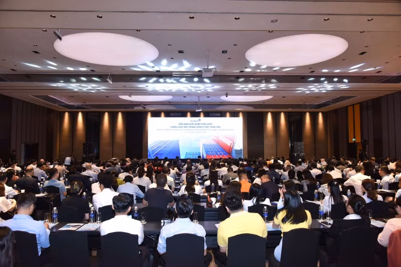 Toàn cảnh Diễn đàn xuất nhập khẩu 2025