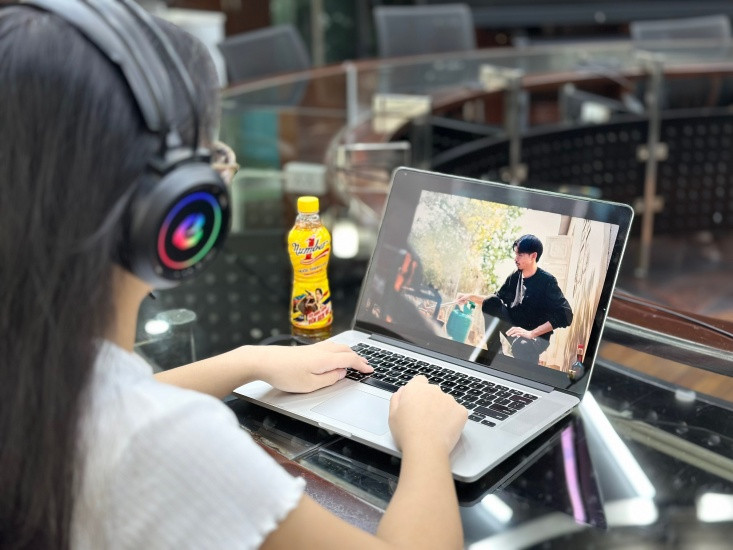 Nhiều người trẻ chọn cách tiếp năng lượng với Number 1 để vượt qua thử thách công việc, giữ vững đam mê, trở thành phiên bản tốt hơn của chính mình Nhiều người trẻ chọn cách tiếp năng lượng với Number 1 để vượt qua thử thách công việc, giữ vững đam mê, trở thành phiên bản tốt hơn của chính mình