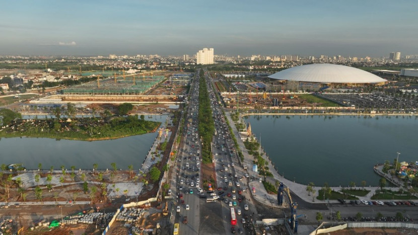 Hình ảnh những đoàn xe nối đuôi nhau tới VEC sẽ trở nên quen thuộc trong tương lai Hình ảnh những đoàn xe nối đuôi nhau tới VEC sẽ trở nên quen thuộc trong tương lai