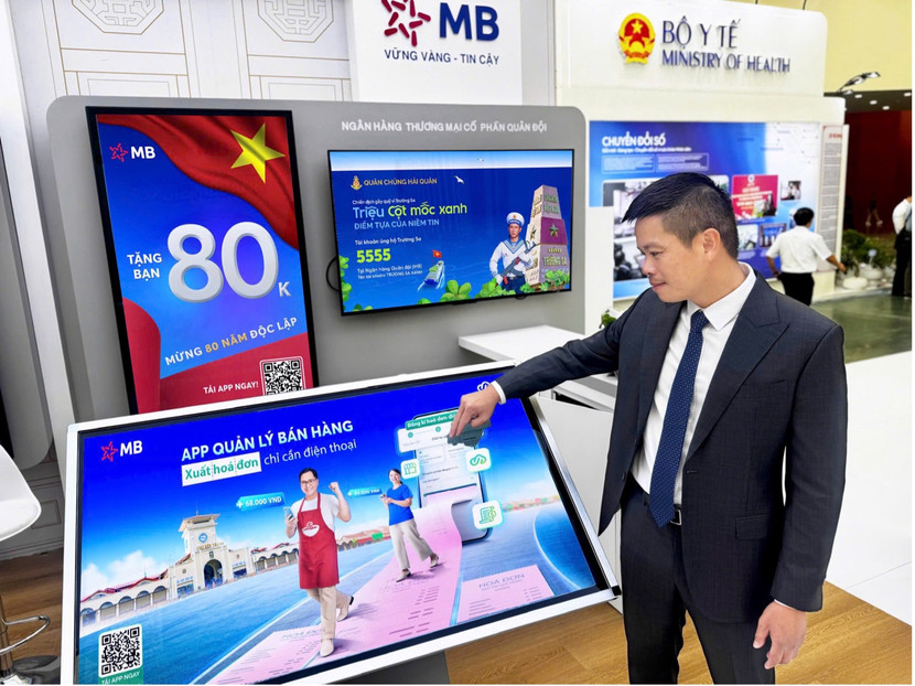 MB giới thiệu các giải pháp tài chính số trong khuôn khổ triển lãm