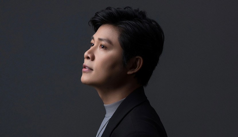 Bài hát mới được “chắp bút” bởi Nguyễn Văn Chung sẽ chính thức ra mắt trong tháng 8. Còn hiện tại, tất cả những gì chúng ta có thể làm là chuẩn bị trái tim cho một giai điệu có thể chạm tới từng lớp cảm xúc, theo một cách hiện đại, văn minh và không hề dễ quên.