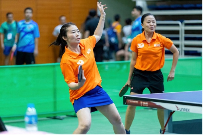 Các nữ vận động viên SHB tập trung thi đấu với quyết tâm cao độ Các nữ vận động viên SHB tập trung thi đấu với quyết tâm cao độ