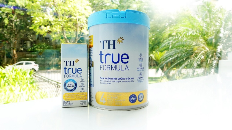 TH true FORMULA là một trong những giải pháp giúp bố mẹ đáp ứng nhu cầu dinh dưỡng cho con trẻ trong bối cảnh bữa ăn hàng ngày của trẻ Việt Nam thiếu đến 50% nhu cầu vi chất. TH true FORMULA là một trong những giải pháp giúp bố mẹ đáp ứng nhu cầu dinh dưỡng cho con trẻ trong bối cảnh bữa ăn hàng ngày của trẻ Việt Nam thiếu đến 50% nhu cầu vi chất.