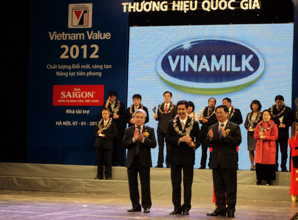 Vinamilk tiếp tục được bình chọn là thương hiệu Quốc gia ảnh 1