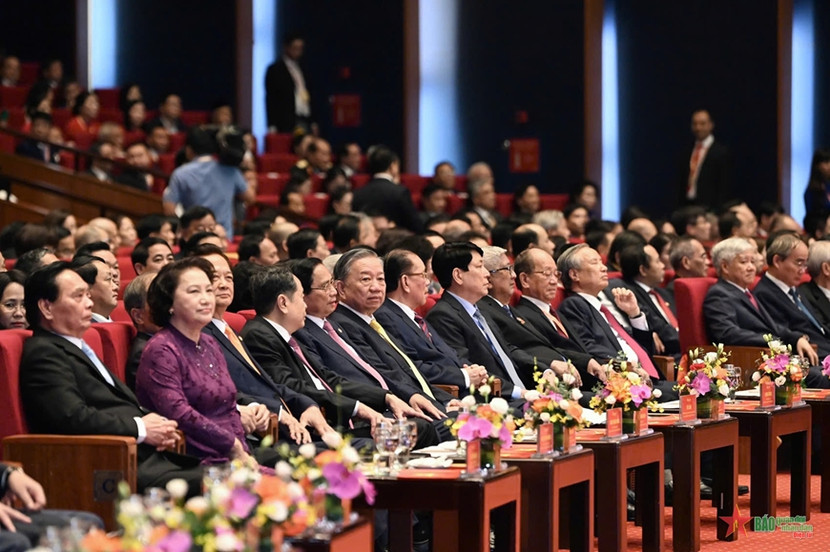 Tổng Bí thư, Chủ tịch nước Tô Lâm cùng các đồng chí lãnh đạo, nguyên lãnh đạo Đảng, Nhà nước, MTTQ Việt Nam tham dự Đại hội