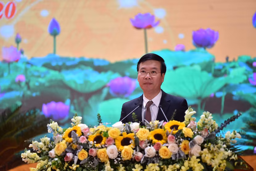 Ủy viên Bộ Chính trị, Bí thư Trung ương Đảng, Trưởng Ban Tuyên giáo Trung ương Võ Văn Thưởng phát biểu chỉ đạo tại hội nghị