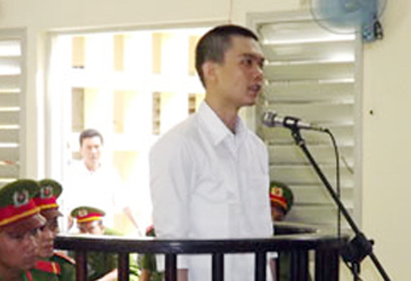 Tòa tuyên phạt Nguyễn Phương Uyên 6 năm tù ảnh 2