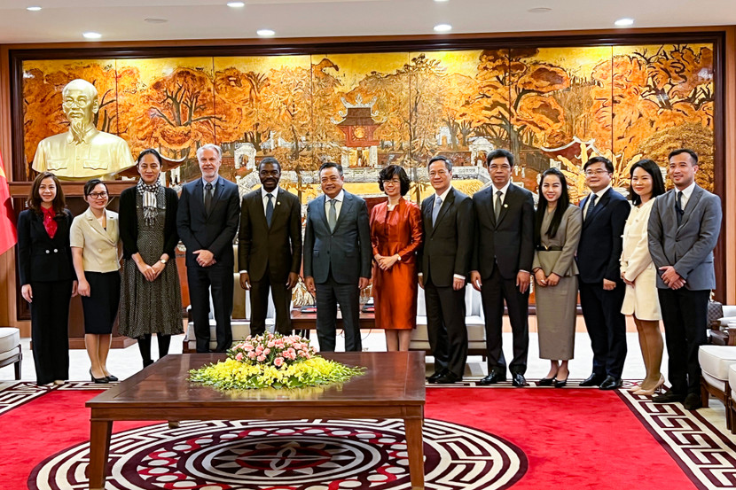Chủ tịch UBND TP Hà Nội Trần Sỹ Thanh tiếp ông Lazarre Eloundou, Giám đốc Trung tâm Di sản thế giới UNESCO