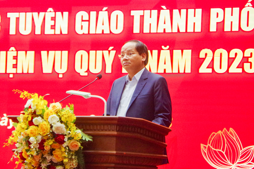 Trưởng Ban Tuyên giáo Thành ủy Hà Nội Nguyễn Doãn Toản yêu cầu Ngành Tuyên giáo Thủ đô cần tham mưu, giải quyết kịp thời các vấn đề dân sinh bức xúc Trưởng Ban Tuyên giáo Thành ủy Hà Nội Nguyễn Doãn Toản yêu cầu Ngành Tuyên giáo Thủ đô cần tham mưu, giải quyết kịp thời các vấn đề dân sinh bức xúc