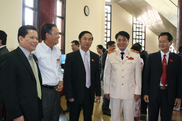 Chủ tịch QH Nguyễn Sinh Hùng: Tình hình biển Đông diễn biến hết sức phức tạp, khó lường ảnh 6