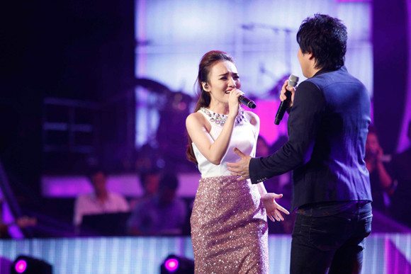 Vietnam Idol 2013: Nhật Thủy đăng quang ấn tượng với ca khúc "Tự nguyện" ảnh 8