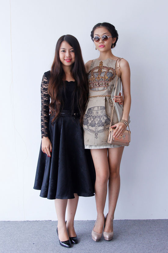 "Sốc" với những trang phục làm từ phao bơi, lót nồi, vỏ gối ảnh 3