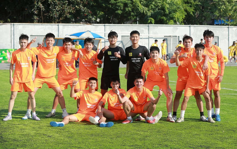 Trường Văn Hiến là một thử thách với THPT Hoàng Văn Thụ