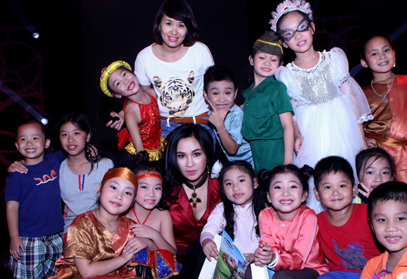 Diva Thanh Lam ngồi "ghế nóng" Đồ Rê Mí đôi 2013 ảnh 2