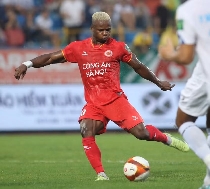 Success gỡ hòa 1-1 cho CAHN