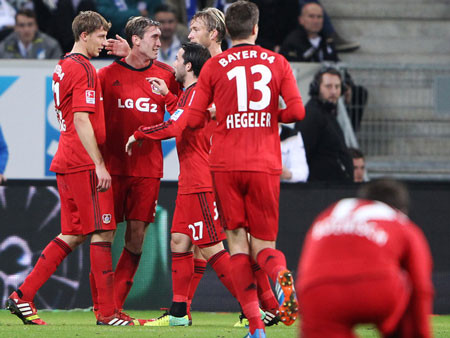 Kỳ dị bàn thắng "ma" của Leverkusen ảnh 5