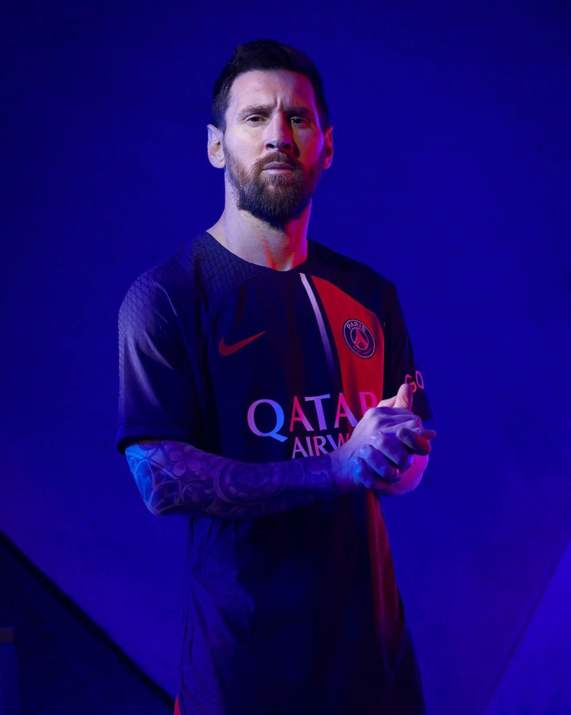 PSG vẫn tận dụng hình ảnh Messi để quảng cáo PSG vẫn tận dụng hình ảnh Messi để quảng cáo