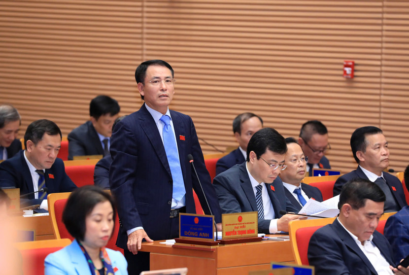 Phó Chủ tịch UBND TP Hà Nội Nguyễn Trọng Đông cho biết. 4 quận nội đô sẽ đặt thùng rác, thu gom tự động từ đầu 2025