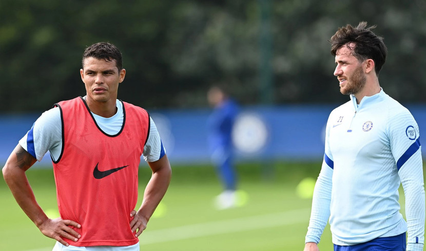 Thiago Silva và Ben Chilwell trên sân tập Chelsea Thiago Silva và Ben Chilwell trên sân tập Chelsea