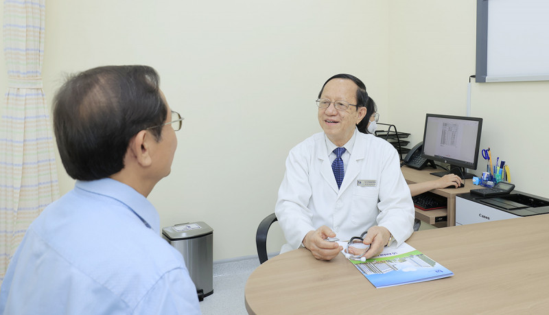 PGS.TS.BS Phạm Nguyễn Vinh - Giám đốc Trung tâm Tim mạch - chuyên gia đầu ngành trong lĩnh vực nội tim mạch đang công tác tại BVĐK Tâm Anh TPHCM PGS.TS.BS Phạm Nguyễn Vinh - Giám đốc Trung tâm Tim mạch - chuyên gia đầu ngành trong lĩnh vực nội tim mạch đang công tác tại BVĐK Tâm Anh TPHCM