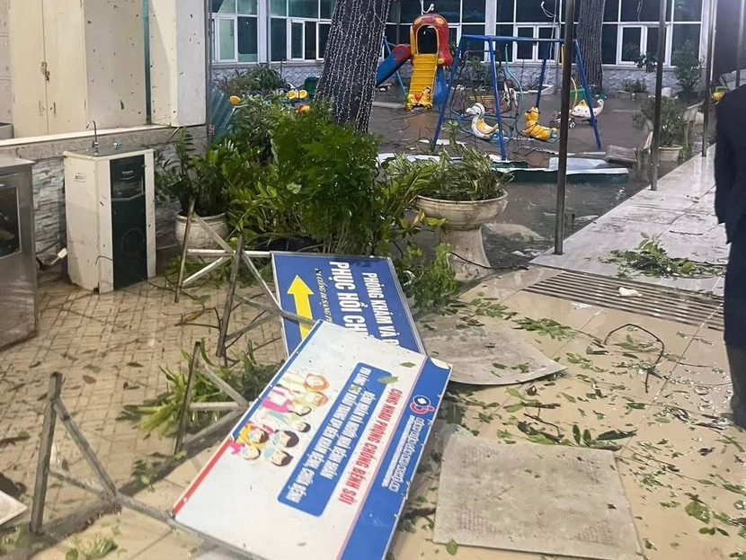 Bão số 10 gây thiệt hại lớn với nhiều cơ sở trường học tại Nghệ An, Hà Tĩnh
