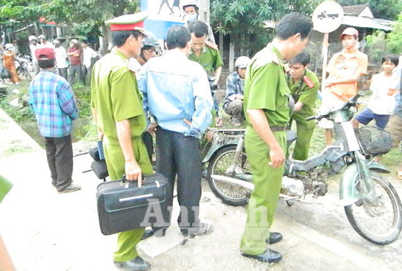 Điều tra vụ xác người dưới cống nước ảnh 1 Điều tra vụ xác người dưới cống nước ảnh 1