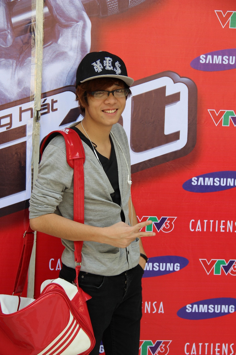 Bùi Anh Tuấn hát ca khúc của Hồ Ngọc Hà ảnh 1