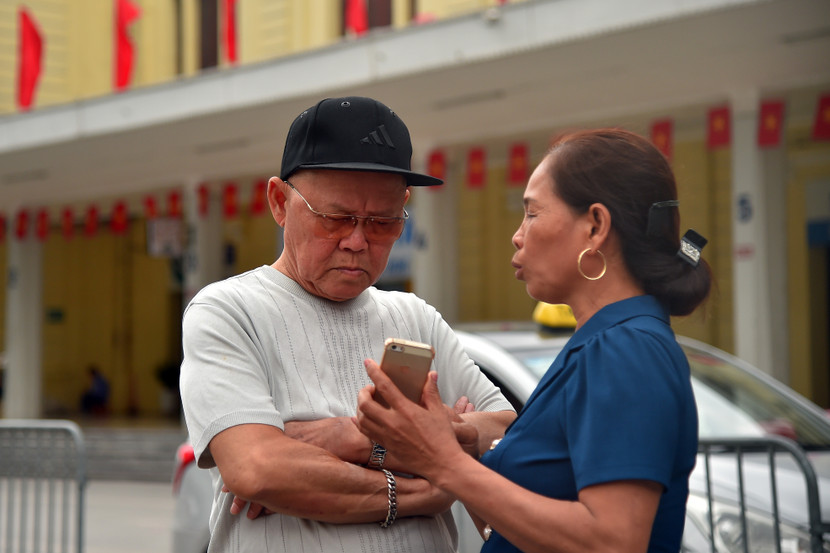 Chị đi hỏi khắp nơi với thông tin ít ỏi về một gia đình cán bộ Công an từng cư trú ở Ga Hàng Cỏ
