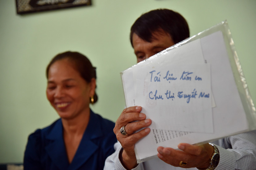 58 năm rồi, ông vẫn lưu giữ từng tập tài liệu "tìm con Chu Thị Tuyết Mai"...