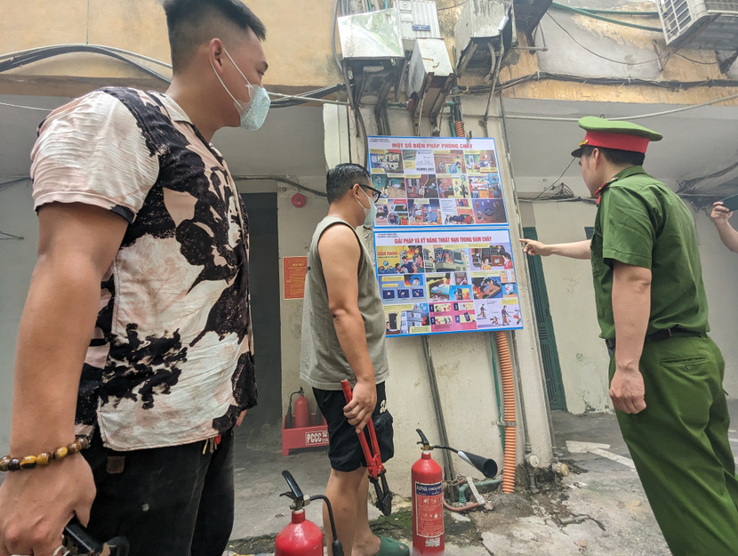 Hà Nội yêu cầu CATP làm việc, đôn đốc 100% chủ chung cư mini, nhà trọ chưa thực hiện khắc phục các giải pháp về PCCC phải dừng hoạt động cho đến khi tổ chức khắc phục xong.