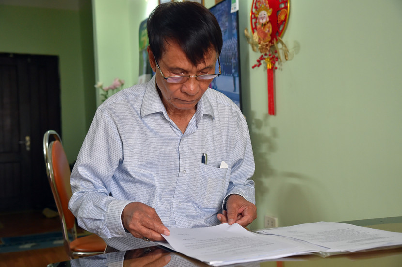 Ông Chu Nghiêm cho biết, tháng 12/1968, vợ ông mới sinh cháu thứ hai. Hai vợ chồng ông trú ở phòng Bưu điện, Ga Hàng Cỏ. Cháu lớn là Chu Thị Tuyết Mai khi đó mới 20 tháng tuổi đã bị thất lạc khi đang chơi ở cửa...