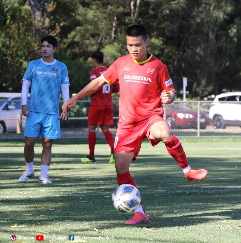 Tiền đạo Phạm Tuấn Hải Tiền đạo Phạm Tuấn Hải