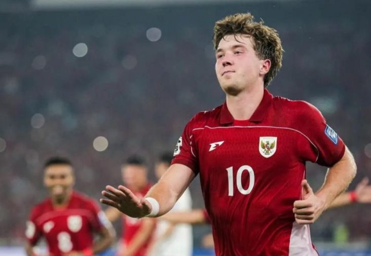 Tiền đạo Ole Romeny