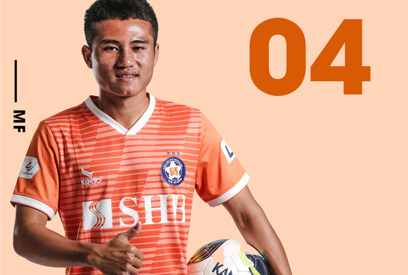 Phi Hoàng sinh năm 2003, còn rất trẻ Phi Hoàng sinh năm 2003, còn rất trẻ