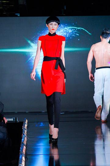 "Chân dài" Next top cùng nổi loạn trên sàn diễn ảnh 8