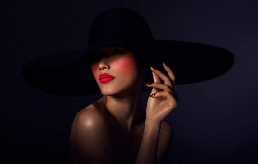 Tuyết Lan "mình hạc xương mai" trên tạp chí thời trang nước ngoài ảnh 3